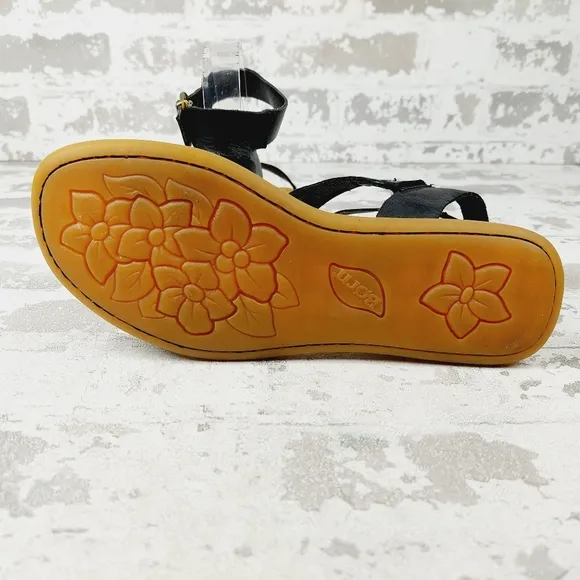 New Born Leah Black Leather Buckle Up Flat Sandals V175