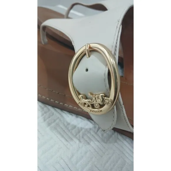New Coach Leslie Leather Flat Sandal Off White / Ivory Size 8.5B