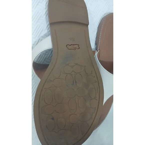 New Coach Leslie Leather Flat Sandal Off White / Ivory Size 8.5B