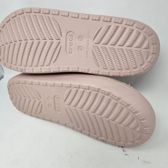 New Crocs Classic Cozzzy Sandals Unisex Men's Size‎ 13 Light Pink Beige Color.