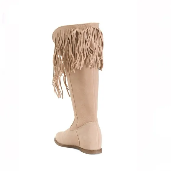 NEW Dingo Hassie Suede Fringe Western Boots Sand (Cream) Women’s Size 9