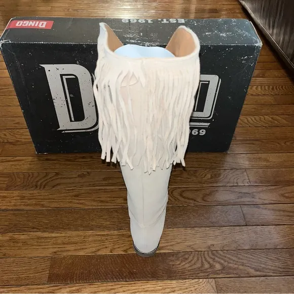 NEW Dingo Hassie Suede Fringe Western Boots Sand (Cream) Women’s Size 9