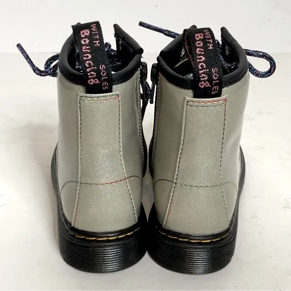 NEW DR. MARTENS 1460 SPARKLE RAYS METALLIC SILVER LIGHTSHOW LACE UP BOOTS
