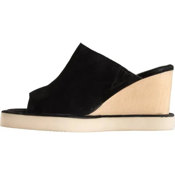 NEW Free People Running in Wedges Sandals - Suede For Women black 252