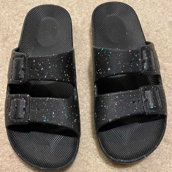 New Freedom Moses Black Supernova 2 strap sandals w/ tiny flecks of rainbow