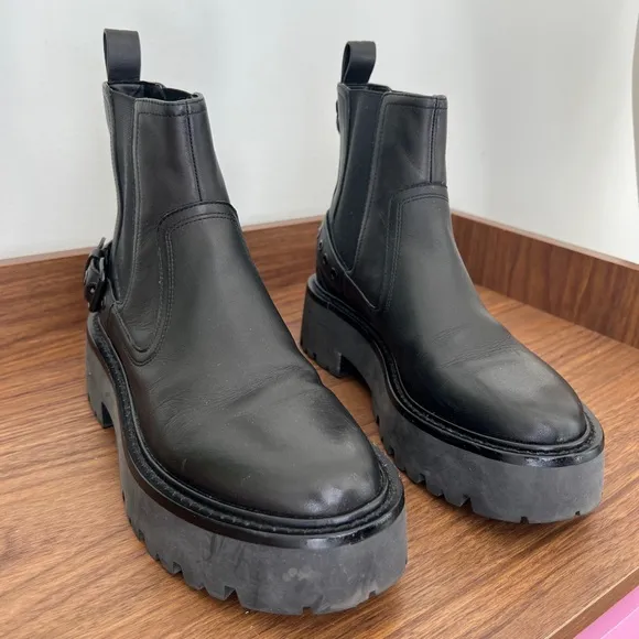 NEW Kurt Geiger Black Matilda Chelsea Slip On Boots size 37