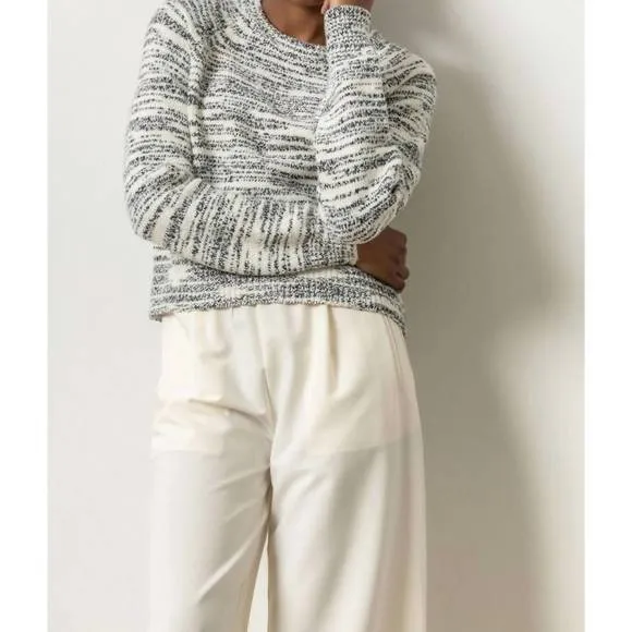 NEW LILLA P ribbed neck raglan sweater in black space dye