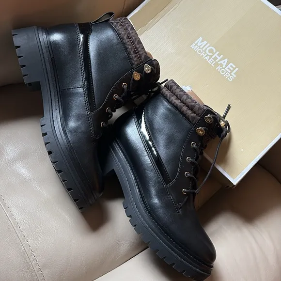 NEW Michael Kors Turner Booties