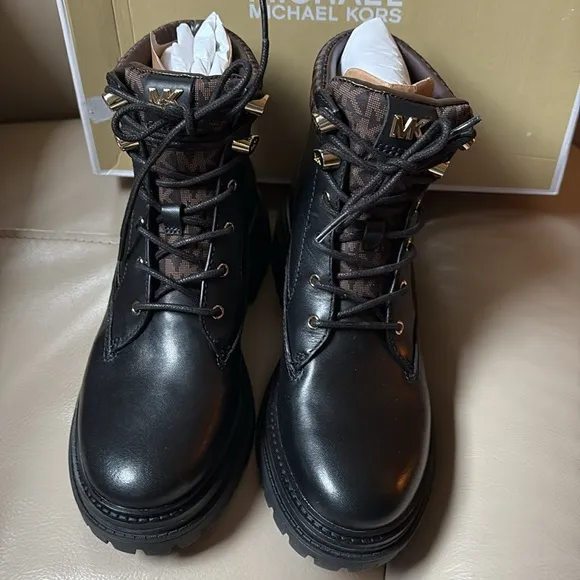 NEW Michael Kors Turner Booties