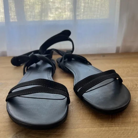 New New Rebecca Allen Citrine Black The Flat TwoStrap Sandals Size 6