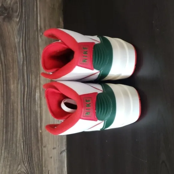 New Nike Air Jordan 2 Retro White Red Mid Top Sneakers