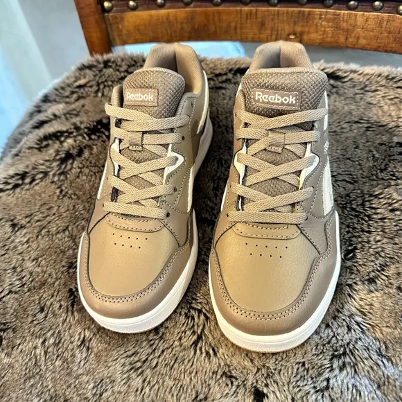 NEW Reebok Retro Y2K Khaki Brown &amp; White Leather Sneakers, Size 4
