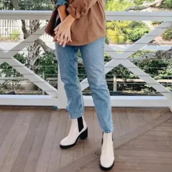 New Seychelles Far-fetched Cream Black Lug Chelsea Boots