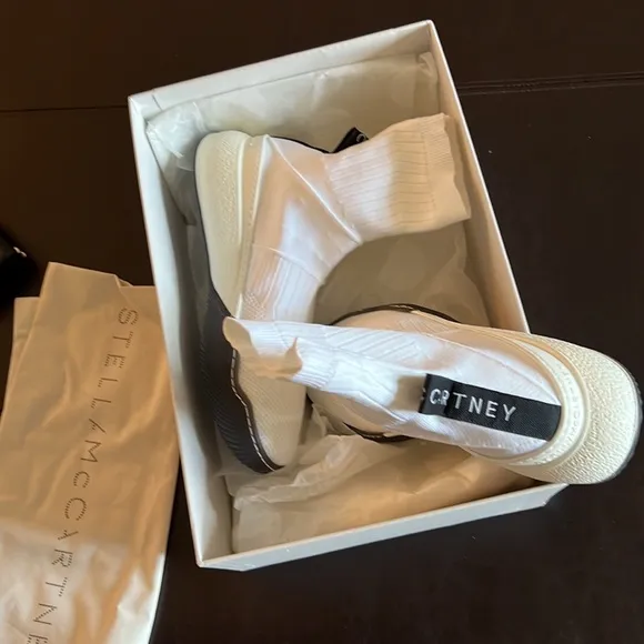 New Stella McCartney fashion sneakers Euro  41 US 10