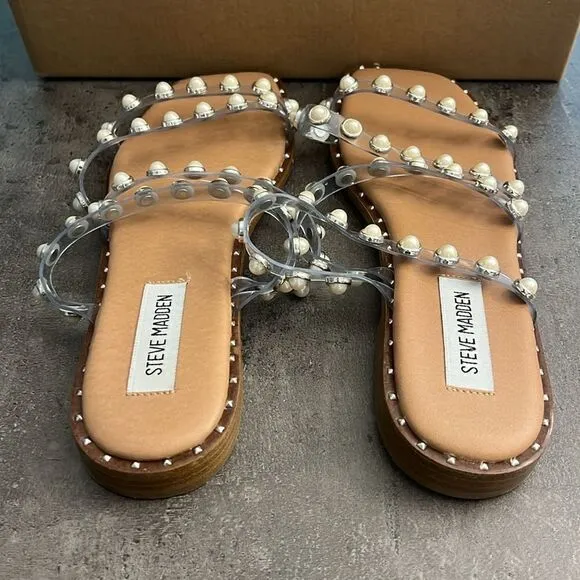 New Steve Madden Skyler flat sandals 7