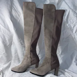 New Stuart Weitzman taupe Suede Stretch Over The Knee Block Heels Boots