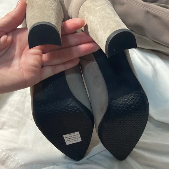 New Stuart Weitzman taupe Suede Stretch Over The Knee Block Heels Boots