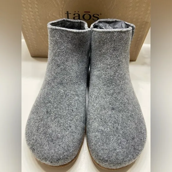 NEW Taos Good Wool Slip On Ankle Boots Grey EU 44 US Men’s 10.5-11 $150