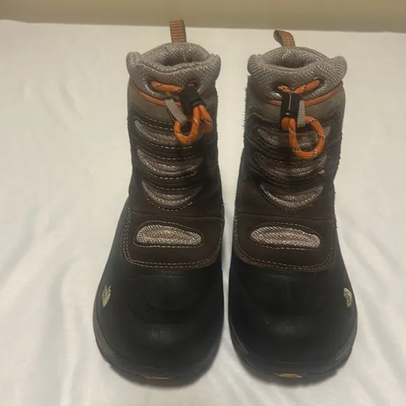 NEW The North Face 200 gr Insulation Waterproof Slip On Boots Boys, Size 3