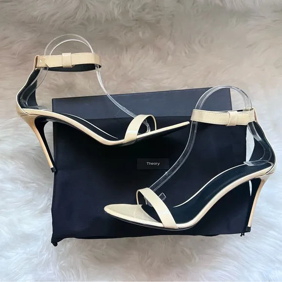 New! THEORY Glossy Patent Strappy Heeled Sandals