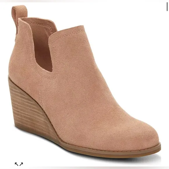 New TOMS Wedge Boots