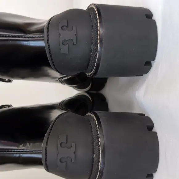 New Tory Burch Leather Lug Solo Hiker Boots... Size 5.5