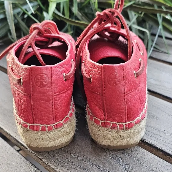 New Tory Burch red leather loafers