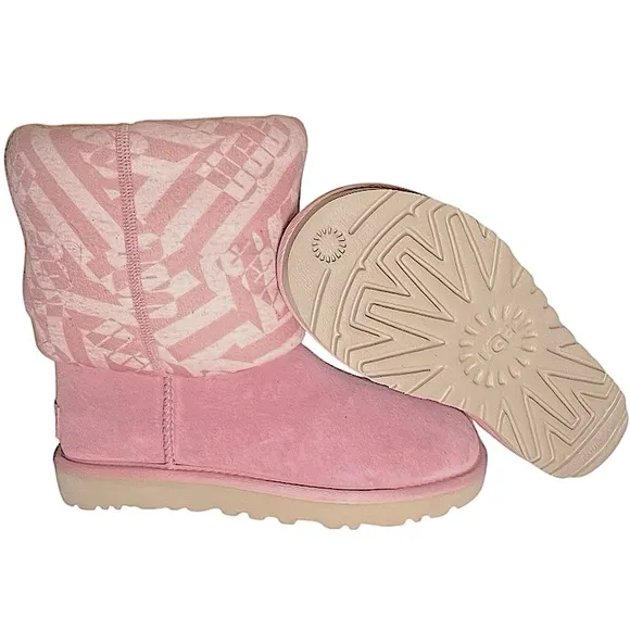 NEW UGG Classic Short Jersey Stripe Blush Boots - Women’s Size 6
