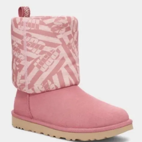 NEW UGG Classic Short Jersey Stripe Blush Boots - Women’s Size 6