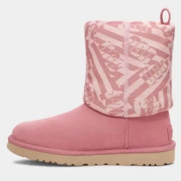 NEW UGG Classic Short Jersey Stripe Blush Boots - Women’s Size 6