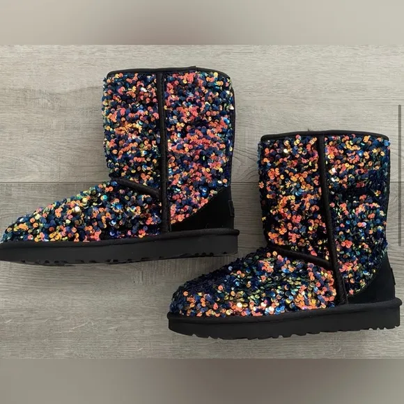 NEW UGG Classic Short Stellar Sequin Boots 7