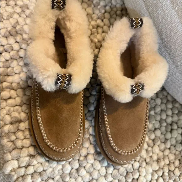 NEW Ugg Classic Ultra Mini Alpine Boots