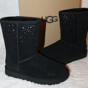 NEW UGG STARGIRL CLASSIC SHORT‎ BLACK BOOTS 6