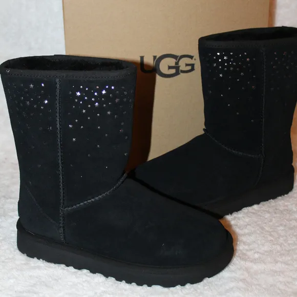 NEW UGG STARGIRL CLASSIC SHORT‎ BLACK BOOTS 6