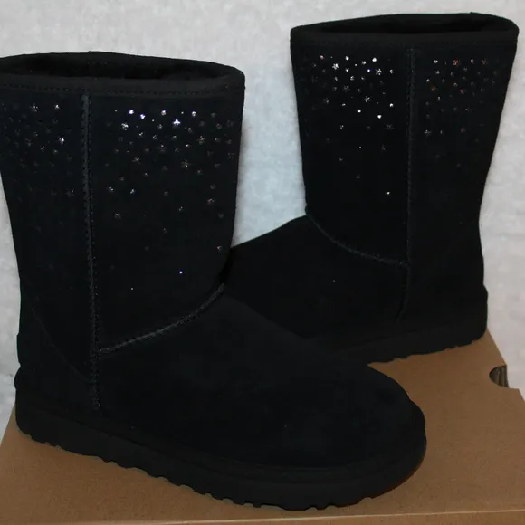 NEW UGG STARGIRL CLASSIC SHORT‎ BLACK BOOTS 6