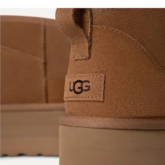 NEW UGG Women’s Classic Ultra Mini Platform Boots in Chestnut Brown size 7