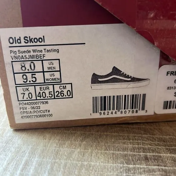 New Vans UA Old Skool Sneakers US Men’s 8 Women’s 9.5