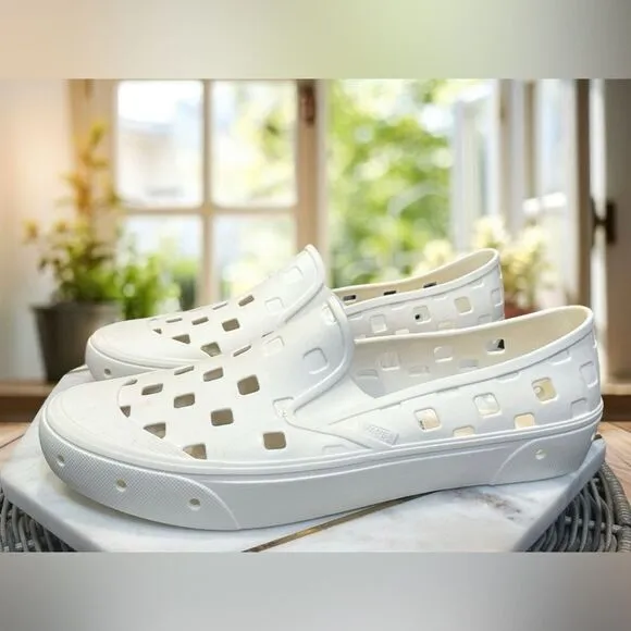🔥NEW 🔥 VANS TRK Slip On Rubber Water Shoes Size 13