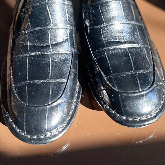 New! Vince Millie Alligator Emossed Loafer-6