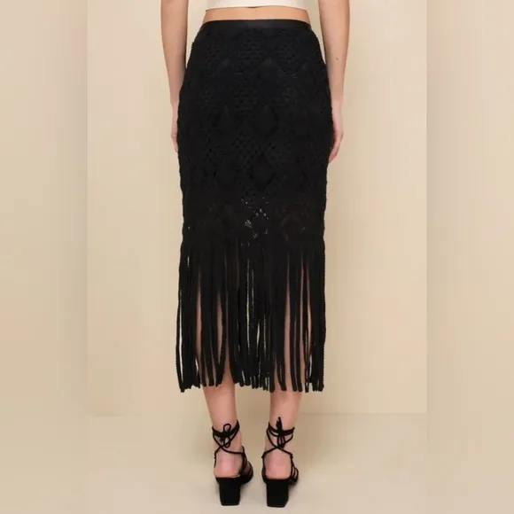 NEW with Tags (NWT) Lulus Enviable Summer Black Crochet Fringe Midi Skirt