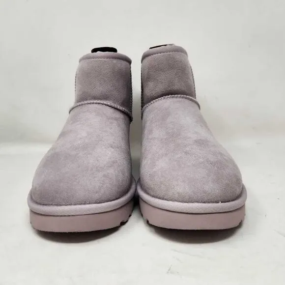 New women's 9 Ugg (from Anthropologie) Classic Mini II Boots in Pale Smoke