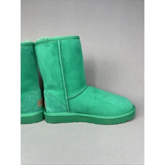 New Womens UGG Australia Boots Classic Short Green EDGR 1016223 Suede Sz 6 Boho