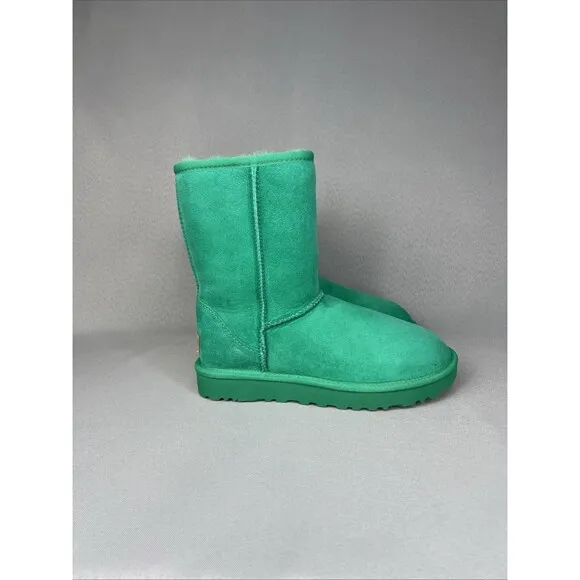New Womens UGG Australia Boots Classic Short Green EDGR 1016223 Suede Sz 6 Boho