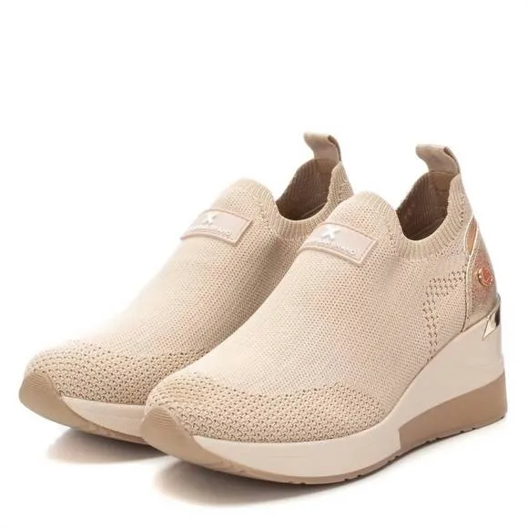 NEW XTI women's wedge comfort sneakers in beige