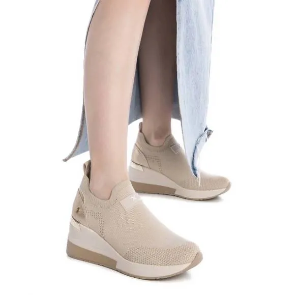 NEW XTI women's wedge comfort sneakers in beige