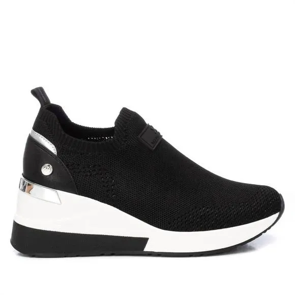 NEW XTI women's wedge comfort sneakers in black