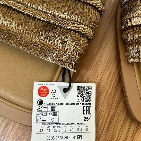 New! Zara gold fringe square toe  Slide Sandals in size 11.