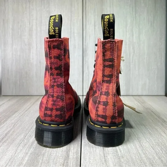 NEW Dr. Martens Docs 1460 Tie Dye Pink Suede Leather Combat Boots Women’s Size 5