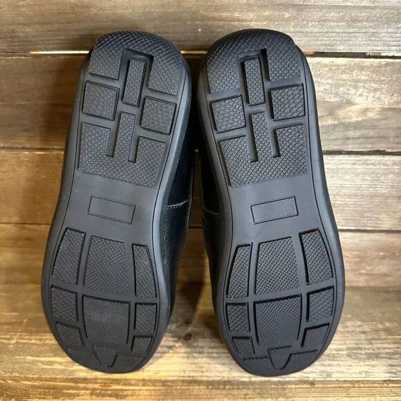NIB Big Kids Nordstrom Black Faux Leather Casual Comfort Penny Loafers Size 3 Y