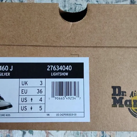NIB Dr Martens Silver Boots SZ J5